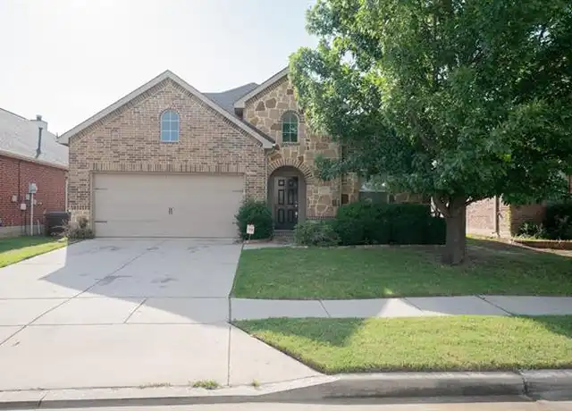 Property at 504 Hummingbird Dr, Little Elm, TX, 75068, 3 beds, 2 baths, [object Object]