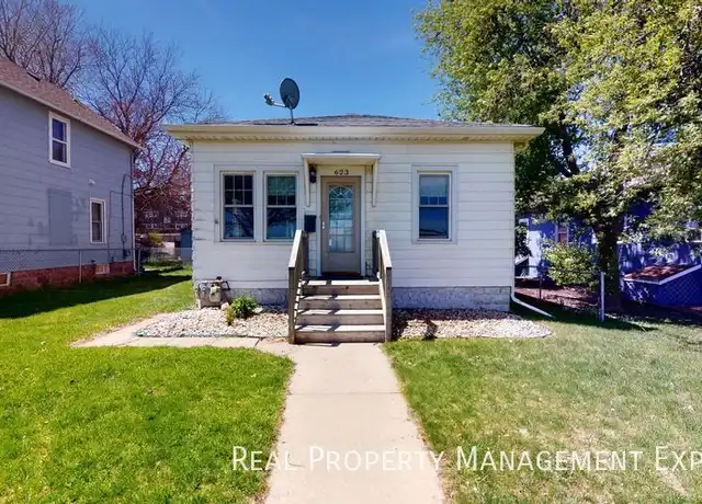 Property at 623 S 4th Ave, Sioux Falls, SD, 57104, 2 beds, 1 bath, [object Object]