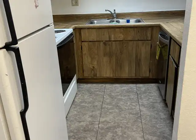Property at 3810 N Maryvale Pkwy #1078, Phoenix, AZ, 85031, 1 bed, 1 bath, [object Object]