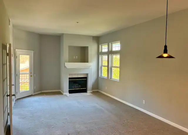 Property at 121 Crescent Ct, Brisbane, CA, 94005, 3 beds, 2 baths, [object Object]