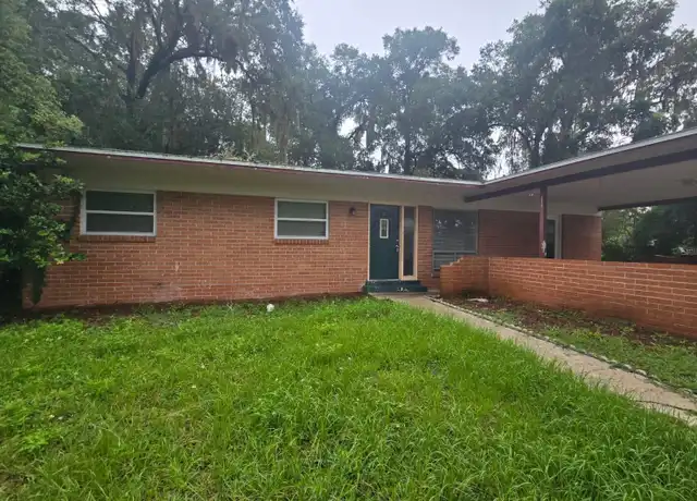 Property at 1121 NE 13th Ave, Ocala, FL, 34470, 3 beds, 2 baths, [object Object]
