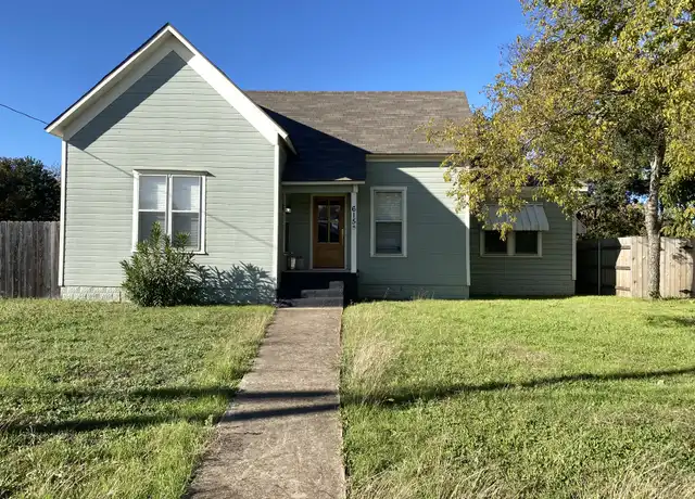 Property at 615 W 6th St, Mc Gregor, TX, 76657, 3 beds, 2 baths, [object Object]