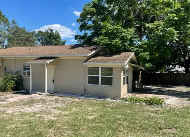 Property at 30 Lakeside Ave Apt B, Umatilla, FL, 32784, 1 bed, 1 bath, [object Object]