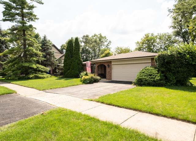 Photo of 13040 W Tanglewood Cir, Palos Park, IL 60464