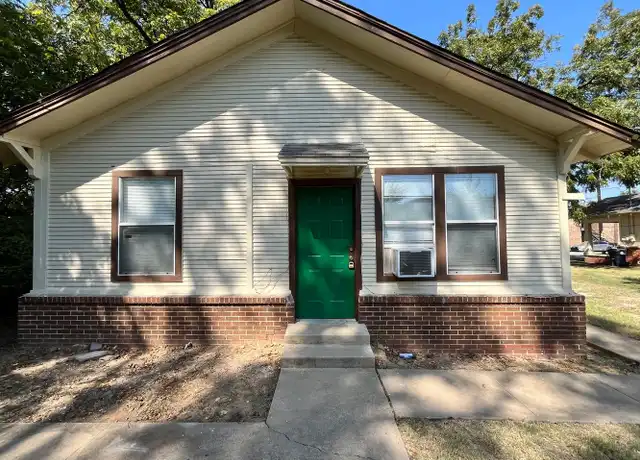 Property at 519 W Collins St, Denton, TX, 76201, 1 bed, 1 bath, [object Object]