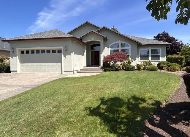 Property at 137 Keystone Way, Eagle Point, OR, 97524, 3 beds, 2 baths, [object Object]