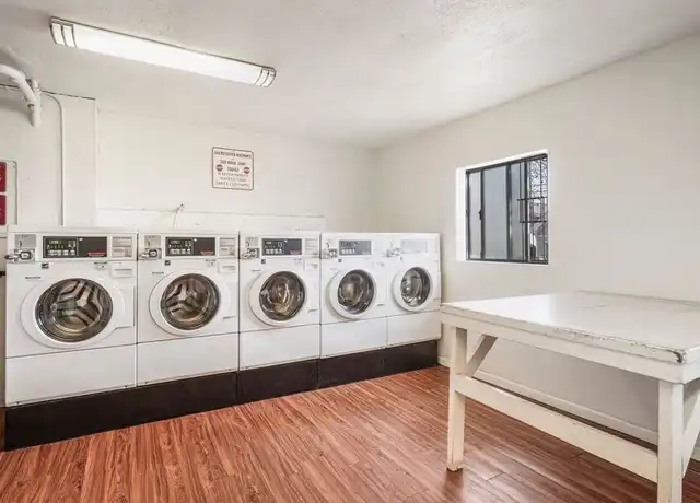 Property at 1925 13th Ave Unit 107, Oakland, CA, 94606, 1 bed, 1 bath, [object Object]