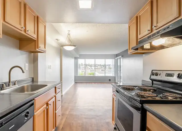 Property at Luxe at Meridian - 10306 Meridian Ave N, Seattle, WA, 98133, 1-2 bed, 1-2 bath, [object Object]