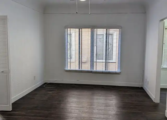 Property at 1308 12th Ave Unit 204, Los Angeles, CA, 90019, 0 beds, 1 bath, [object Object]