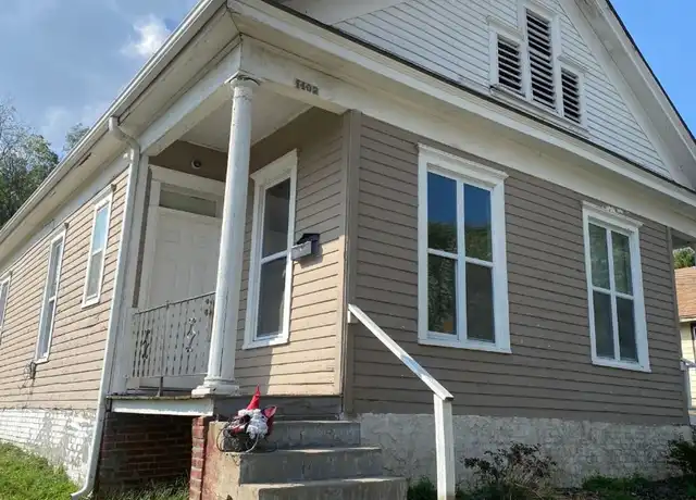 Property at 1402 Prospect Ave, Saint Joseph, MO, 64505, 2 beds, 1 bath, [object Object]