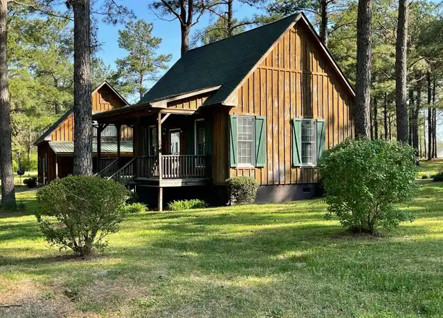 Property at 104 North Edge Dr, South Hill, VA, 23970, 1 bed, 1 bath, [object Object]