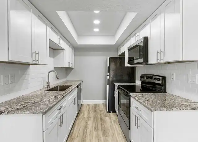 Property at 2635 Harbor Cv, Rockport, TX, 78382, 2 beds, 2 baths, [object Object]