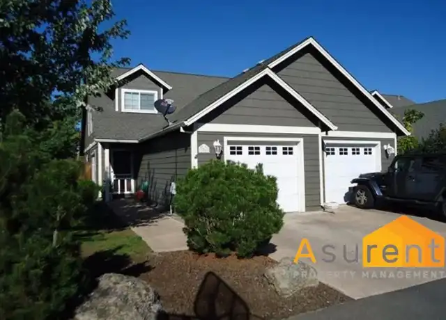 Property at 1296 Clearsprings Dr Unit 1 1296, Medford, OR, 97501, 3 beds, 2 baths, [object Object]