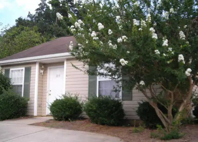 Property at 125 Springwood Ln, Mooresville, NC, 28117, 2 beds, 2 baths, [object Object]