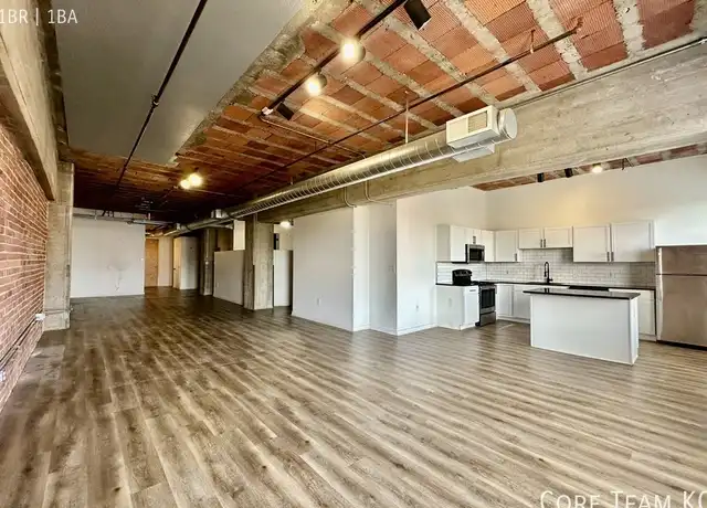 Property at 204 Walnut St Unit 316, Kansas City, MO, 64106, 1 bed, 1 bath, [object Object]