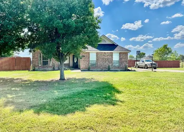 Property at 274 Heather Ln, Decatur, TX, 76234, 3 beds, 2 baths, [object Object]