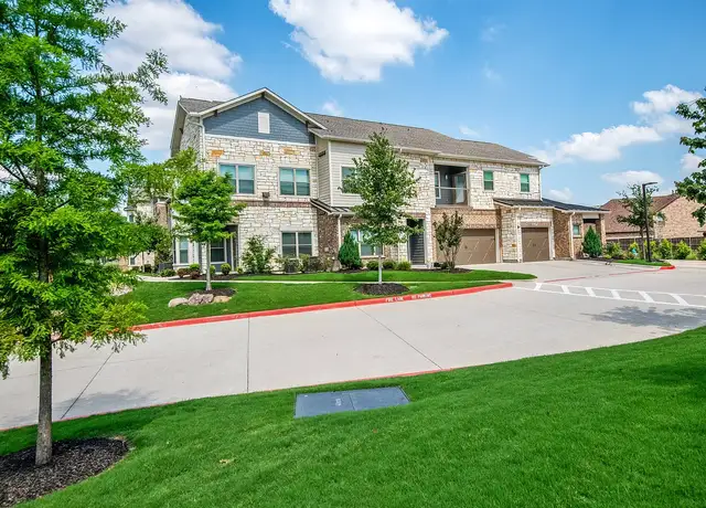 Photo of 8951 McCutchins Dr, McKinney, TX 75070