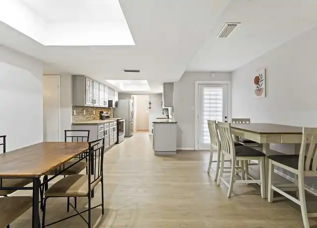 Property at 4012 Horizon Pl, Fort Worth, TX, 76133, 1 bed, 1 bath, [object Object]