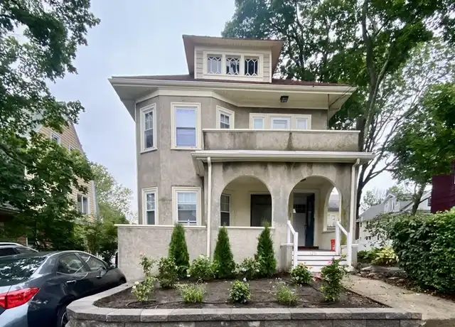 Property at 126 Winsor Ave Unit 1, Watertown, MA, 02472, 2 beds, 1 bath, [object Object]