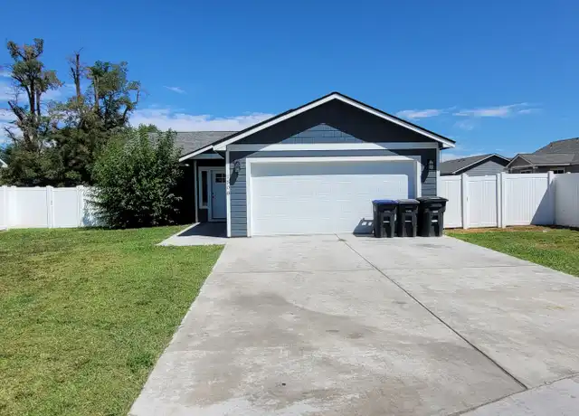 Property at 1508 S Madison St, Moses Lake, WA, 98837, 3 beds, 2 baths, [object Object]