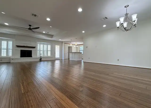 Property at 5007 Shady Nook Ct, Houston, TX, 77018, 3 beds, 2.5 baths, [object Object]
