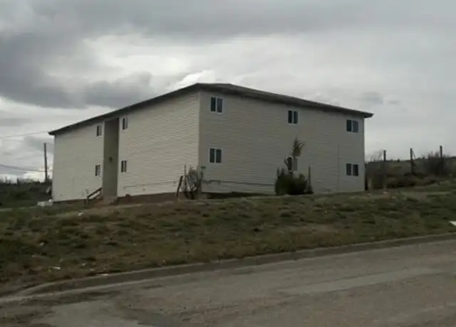 Property at 222 Jefferson St Unit D, Hanna, WY, 82327, 3 beds, 1 bath, [object Object]