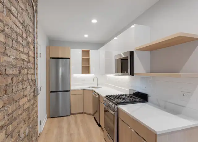 Property at 7381 N Damen Ave Unit 7385-3S, Chicago, IL, 60645, 2 beds, 1 bath, [object Object]