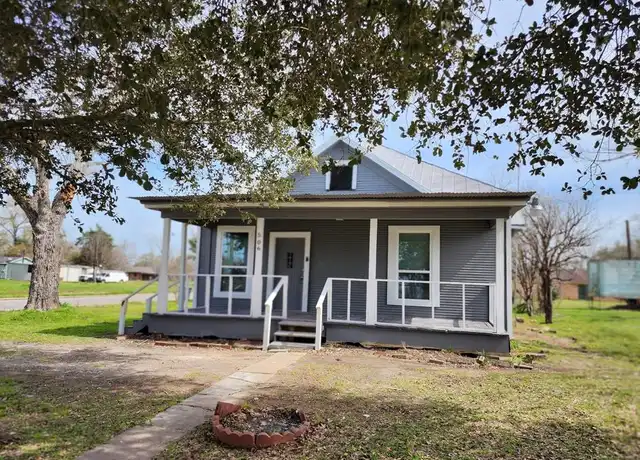 Property at 506 9th St, Hempstead, TX, 77445, 3 beds, 2 baths, [object Object]