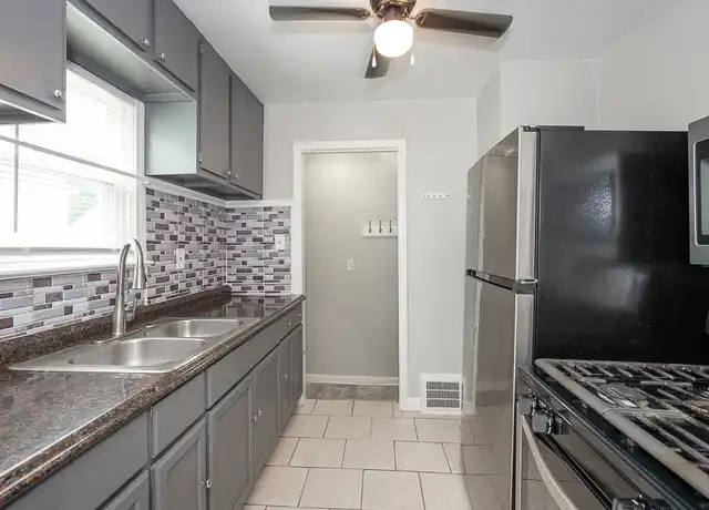 Property at 20819 Raymond St, Maple Heights, OH, 44137, 3 beds, 1 bath, [object Object]