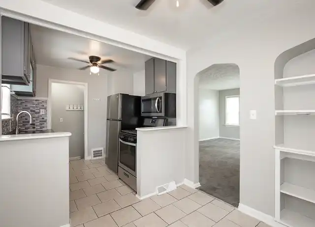 Property at 20819 Raymond St, Maple Heights, OH, 44137, 3 beds, 1 bath, [object Object]