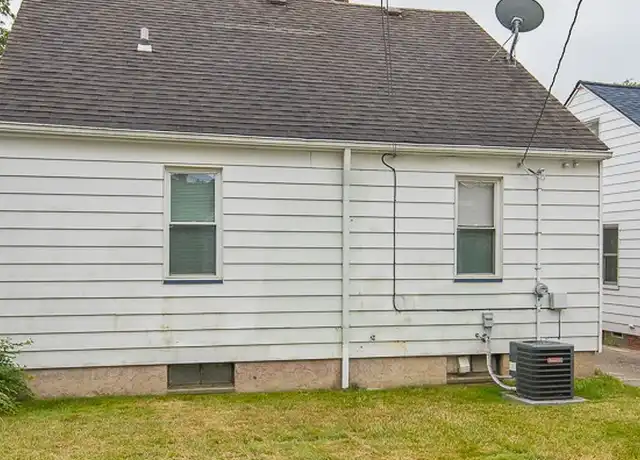 Property at 20819 Raymond St, Maple Heights, OH, 44137, 3 beds, 1 bath, [object Object]