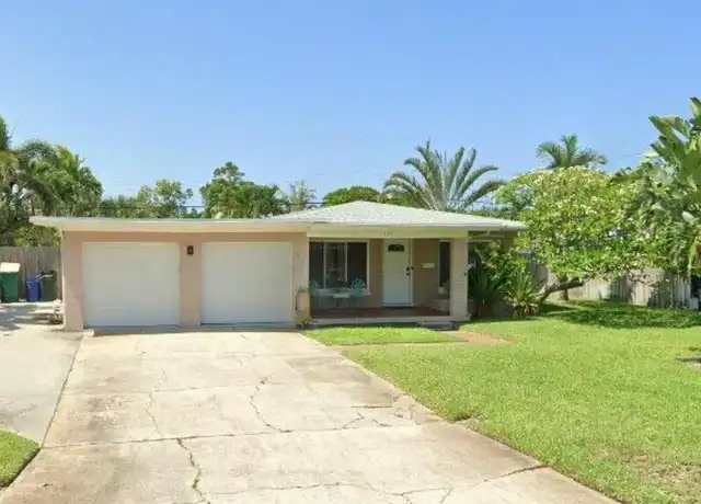 Property at 141 E Exeter St, Satellite Beach, FL, 32937, 3 beds, 2 baths, [object Object]