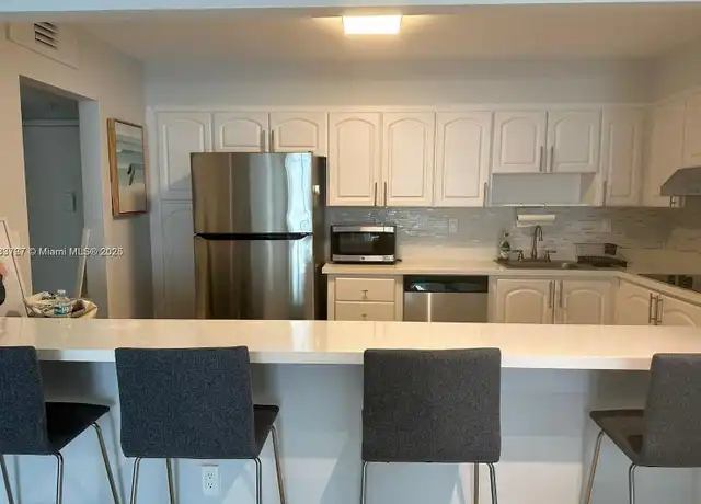 Property at 19380 Collins Ave #511, Sunny Isles Beach, FL, 33160, 1 bed, 1 bath, [object Object]