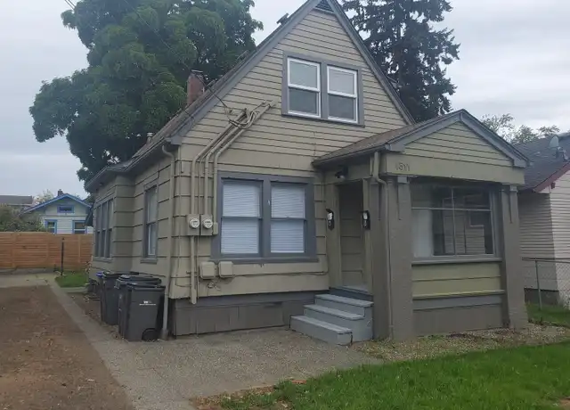 Property at 1511 9th St Unit A, Bremerton, WA, 98337, 1 bed, 1 bath, [object Object]