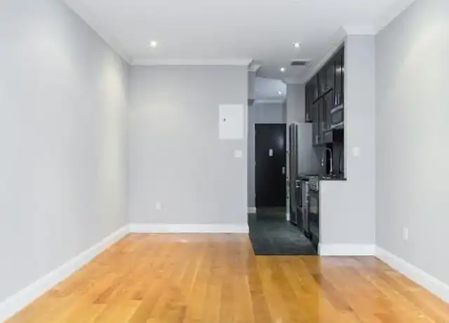 Property at 213 E 26th St Unit 3C, New York, NY, 10010, 3 beds, 1 bath, [object Object]