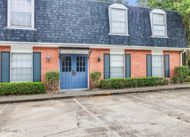 Property at 211 Versailles Blvd #11, Lafayette, LA, 70501, 2 beds, 1 bath, [object Object]