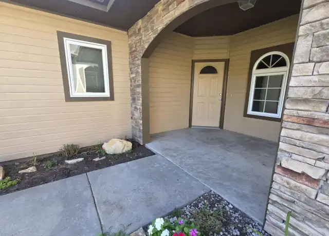 Property at 408 Michael's Ct Unit 1, Junction City, KS, 66441, 3 beds, 2 baths, [object Object]