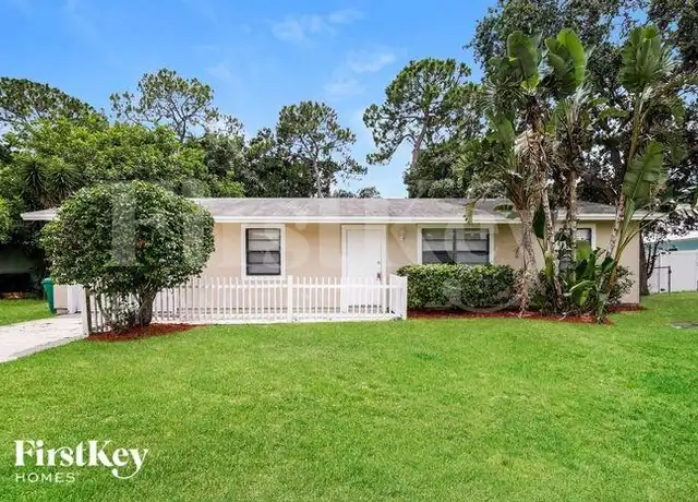 Property at 1252 SW Goodman Ave, Port Saint Lucie, FL, 34953, 3 beds, 2 baths, [object Object]