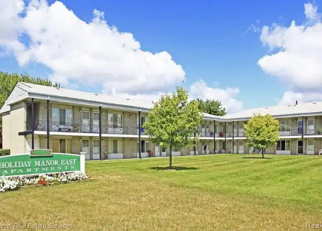 Property at 16425 12 Mile Rd, Roseville, MI, 48066, 1 bed, 1 bath, [object Object]