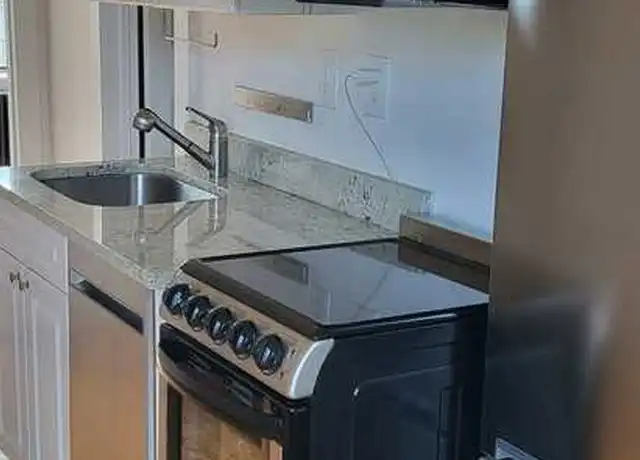 Property at 630 E 9th St Unit 20, New York, NY, 10009, 2 beds, 1 bath, [object Object]