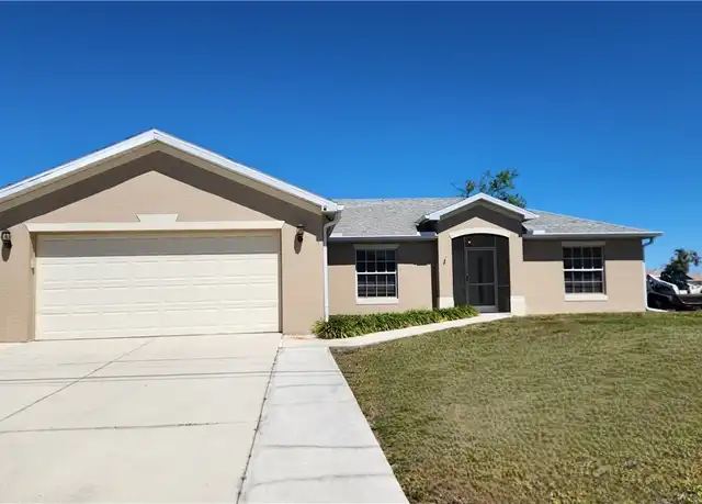 Property at 3800 15th St SW, Lehigh Acres, FL, 33976, 3 beds, 2 baths, [object Object]