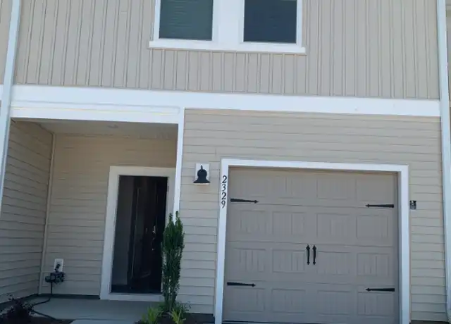 Property at 2329 Belterra Dr, Charlotte, NC, 28216, 3 beds, 2.5 baths, [object Object]