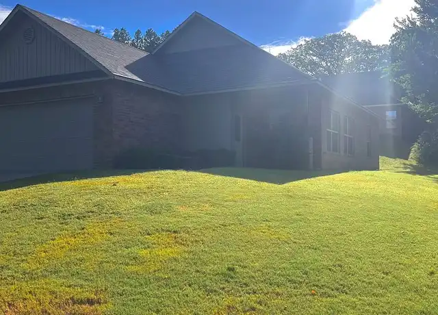 Property at 106 Lakeview Ct Unit 106, Fort Smith, AR, 72903, 2 beds, 2 baths, [object Object]