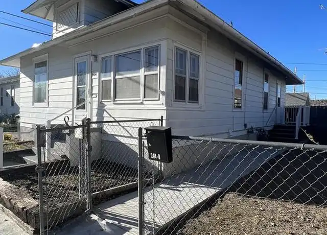 Property at 2414 Reed Ave Unit 2, Cheyenne, WY, 82001, 1 bed, 1 bath, [object Object]