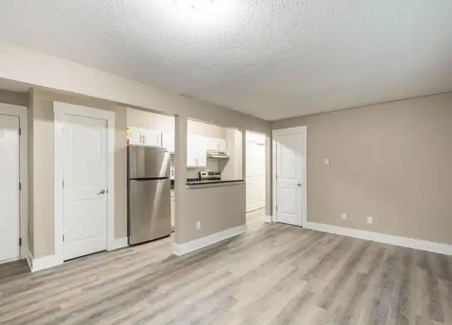 Property at 407 S Grant St, Bloomington, IN, 47401, 1 bed, 1 bath, [object Object]
