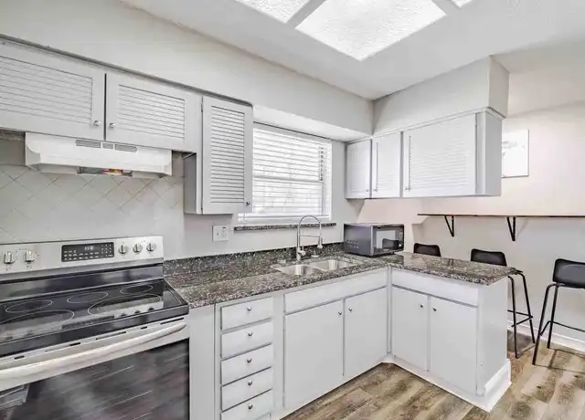 Property at 521 Longridge Dr, Dallas, TX, 75232, 1 bed, 1 bath, [object Object]