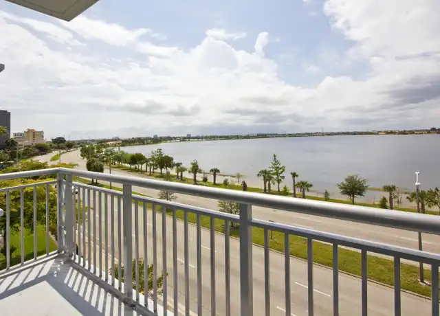 Property at 300 S Australian Ave #428, West Palm Beach, FL, 33401, 1 bed, 1 bath, [object Object]