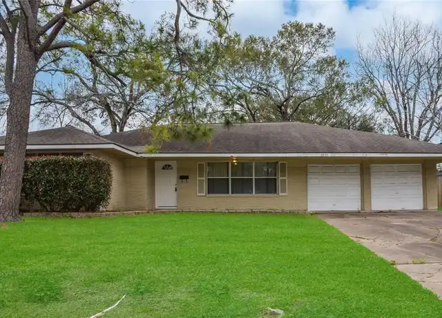 Property at 5250 W Bellfort Ave, Houston, TX, 77035, 3 beds, 2 baths, [object Object]