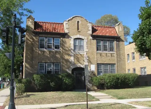 Property at 1806 E Kenmore Pl Unit 4, Shorewood, WI, 53211, 1 bed, 1 bath, [object Object]