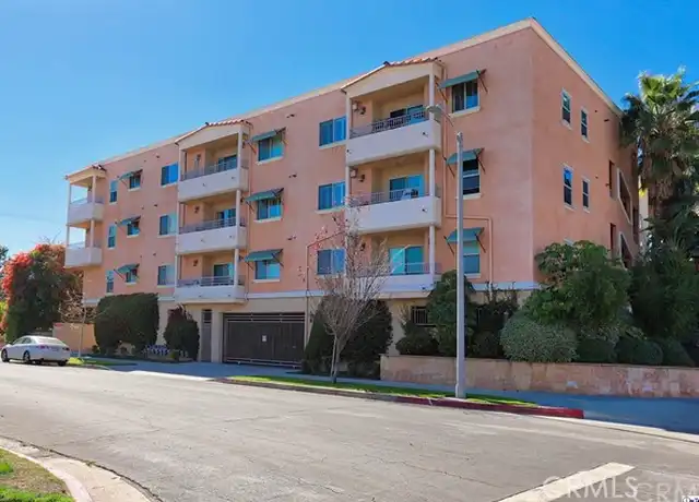 Property at 11504 Moorpark St #103, North Hollywood, CA, 91602, 3 beds, 2.5 baths, [object Object]